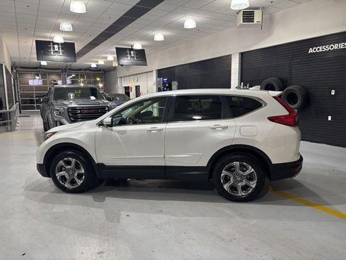Platinum White Pearl 2019 Honda CR-V EX