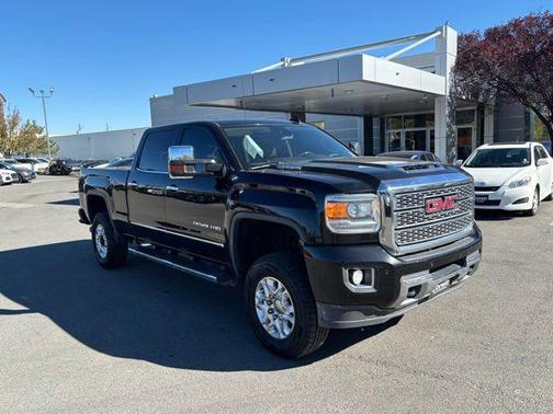 2018 GMC Sierra 3500 Denali