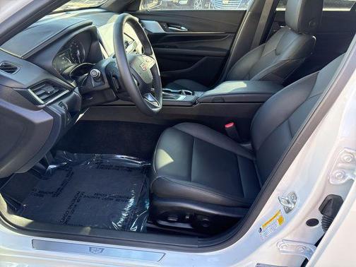 2025 Cadillac CT4 Luxury RWD