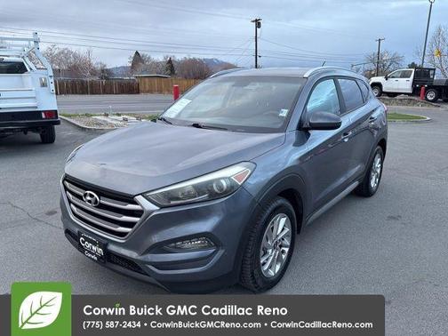 2017 Hyundai TUCSON SE