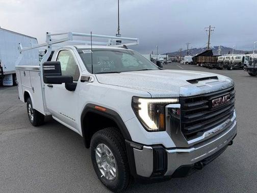 Summit White 2026 GMC Sierra 2500 Pro