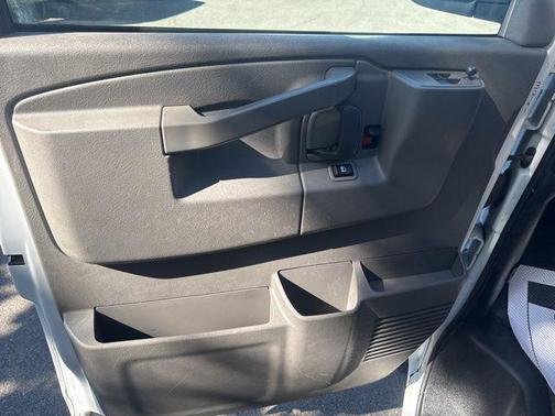 2021 GMC Savana 2500 Work Van