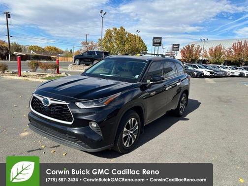 2021 Toyota Highlander Hybrid XLE