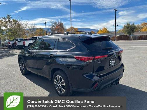 2021 Toyota Highlander Hybrid XLE