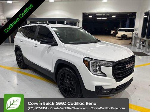 Summit White 2024 GMC Terrain SLE