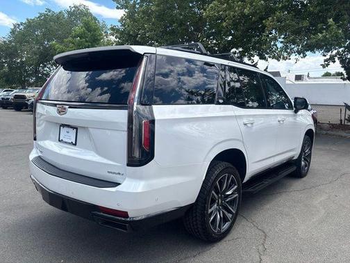 Crystal White Tricoat 2021 Cadillac Escalade Sport
