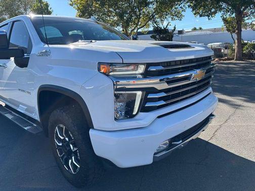 2022 Chevrolet Silverado 2500 High Country
