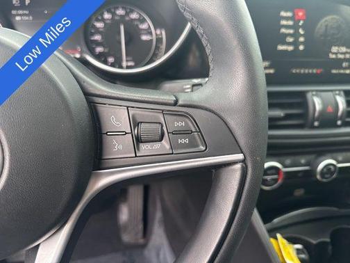 2019 Alfa Romeo Giulia Base
