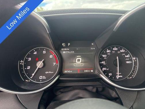 2019 Alfa Romeo Giulia Base