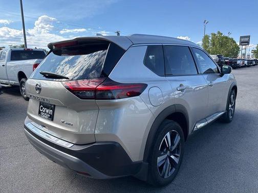 2021 Nissan Rogue SL