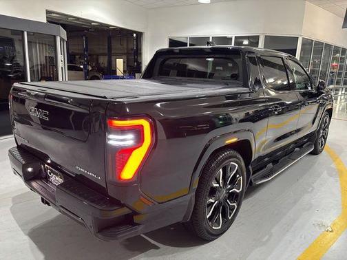 2025 GMC Sierra EV Max Range Denali