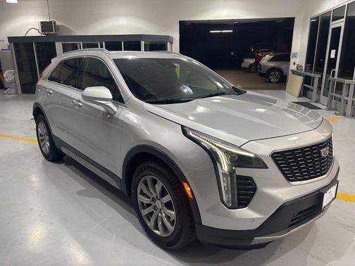 2020 Cadillac XT4 Premium Luxury