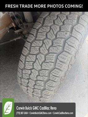 Carbon Metallic 2005 GMC Yukon SLE