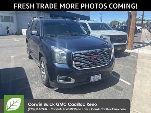 Dark Sapphire Blue Metallic 2018 GMC Yukon Denali