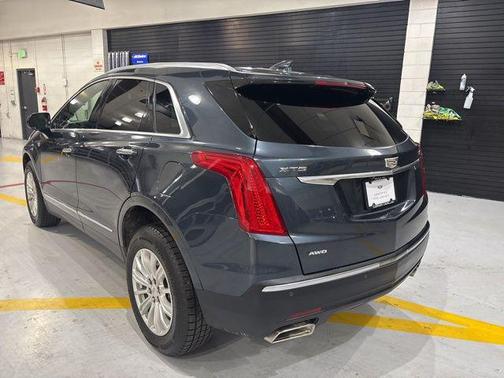 Shadow Metallic 2019 Cadillac XT5 Base