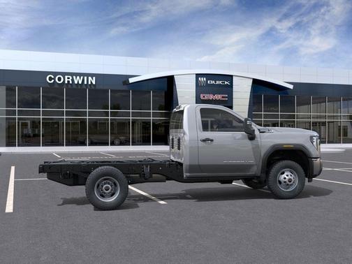 2025 GMC Sierra 3500 Base