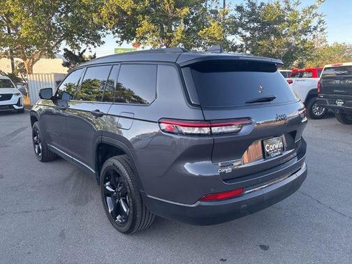 Baltic Gray Metallic Clearcoat 2024 Jeep Grand Cherokee L Altitude