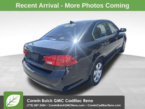 2010 Kia Optima LX
