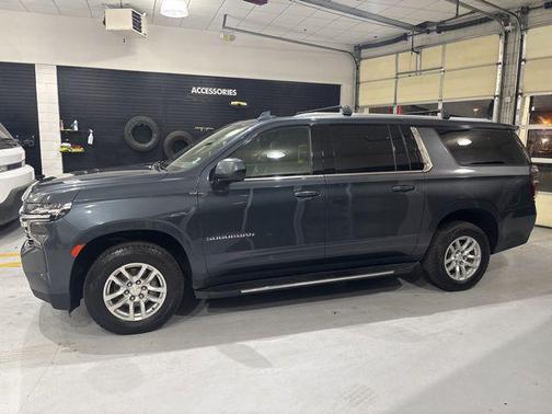 2021 Chevrolet Suburban LT