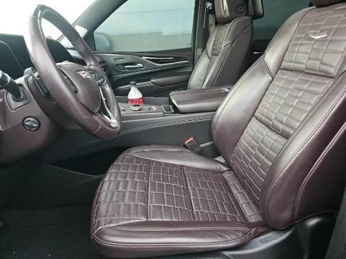 2023 Cadillac Escalade ESV Sport Platinum