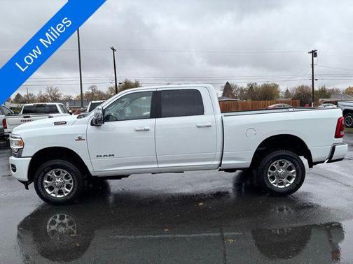 2024 RAM 2500 Laramie Crew Cab 4x4 6'4' Box