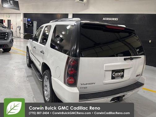Summit White 2007 GMC Yukon Denali