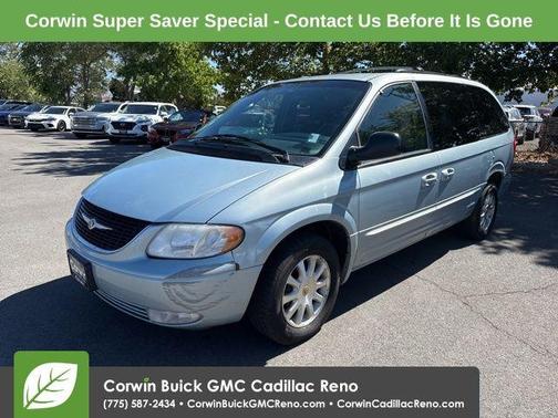 2002 Chrysler Town & Country LXi
