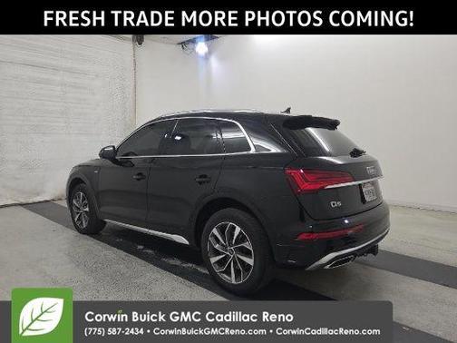 Mythos Black Metallic 2023 Audi Q5 45 S line Premium Plus