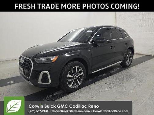 Mythos Black Metallic 2023 Audi Q5 45 S line Premium Plus