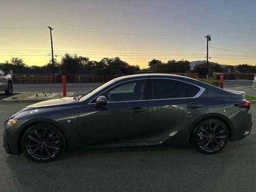 2022 Lexus IS 350 Base