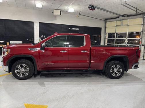 2020 GMC Sierra 1500 SLT