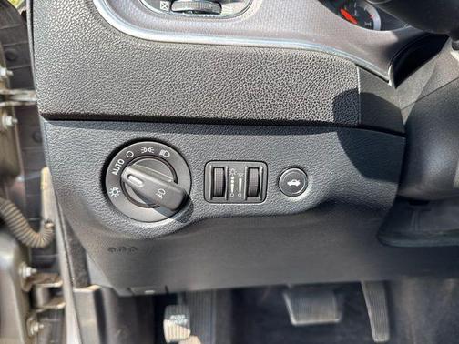2011 Dodge Charger Base