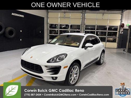 White 2017 Porsche Macan Macan