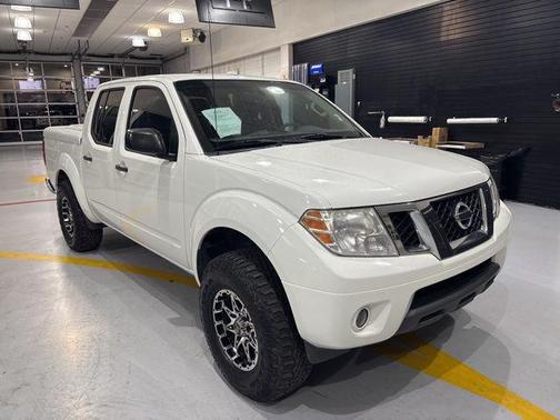 2017 Nissan Frontier SV