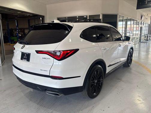 Platinum White Pearl 2025 Acura MDX A-SPEC Advance Package