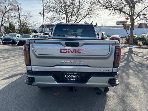 2025 GMC Sierra 2500 AT4