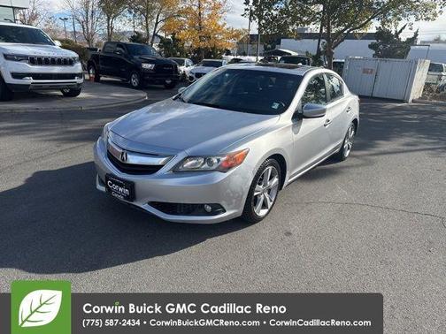 2013 Acura ILX 2.0L w/Premium Package