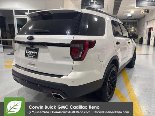 White Platinum Metallic Tri-Coat 2017 Ford Explorer sport