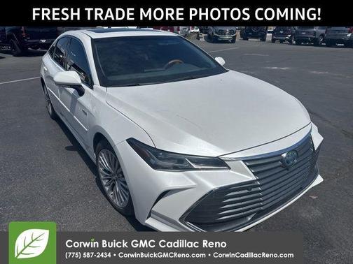 Wind Chill Pearl 2019 Toyota Avalon Hybrid Limited
