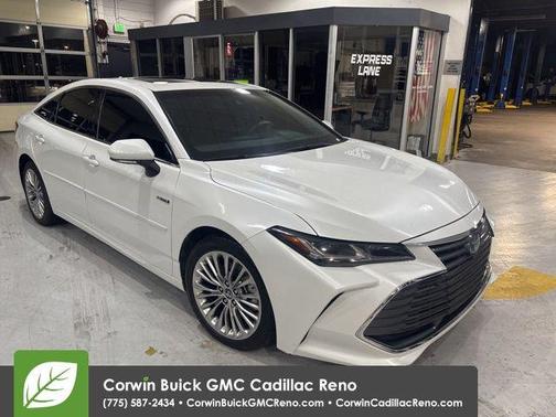 Wind Chill Pearl 2019 Toyota Avalon Hybrid Limited