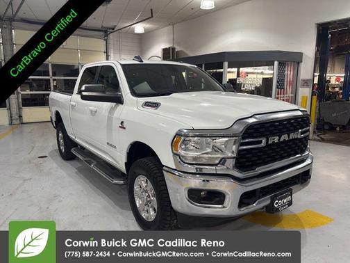 Bright White Clearcoat 2022 RAM 2500 Big Horn Crew Cab 4x4 6'4' Box
