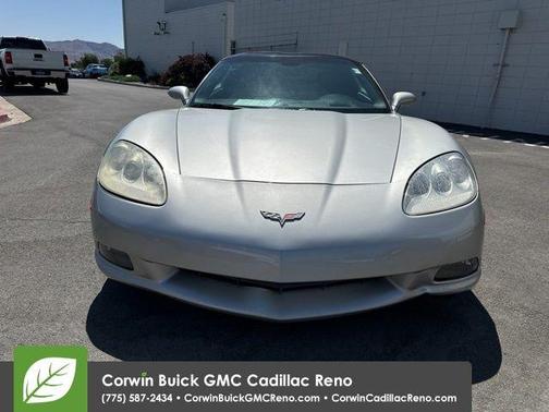 2005 Chevrolet Corvette Base