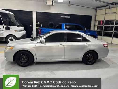 Classic Silver Metallic 2011 Toyota Camry LE