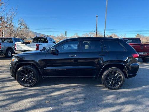 2019 Jeep Grand Cherokee Altitude