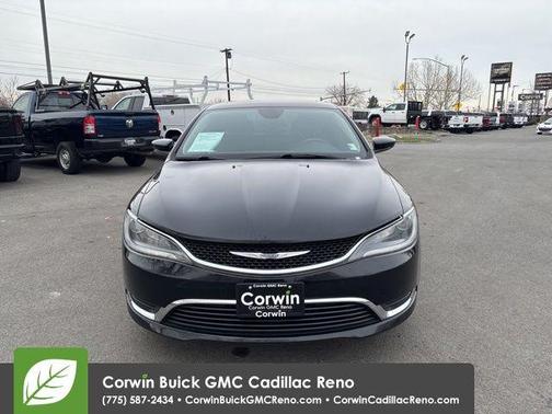 2017 Chrysler 200 Limited