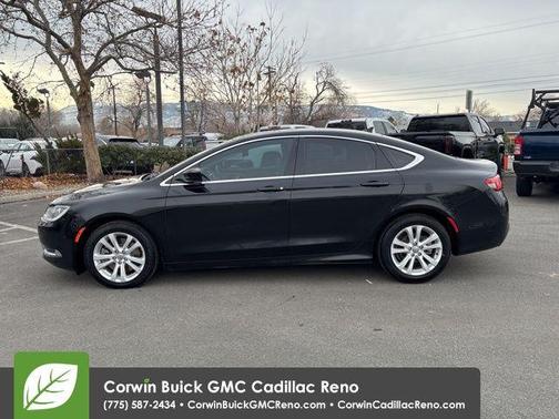 2017 Chrysler 200 Limited