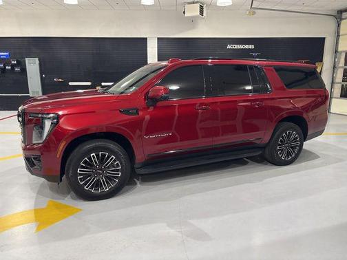 2025 GMC Yukon XL 4WD Elevation