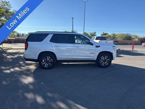 2024 GMC Yukon 4WD AT4