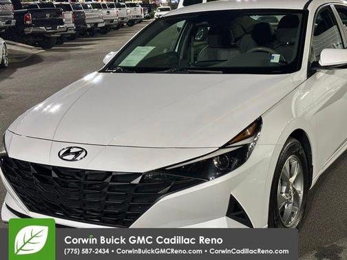 2021 Hyundai ELANTRA SE