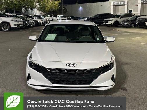 2021 Hyundai ELANTRA SE